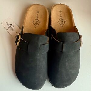 Black Slip-On Clogs